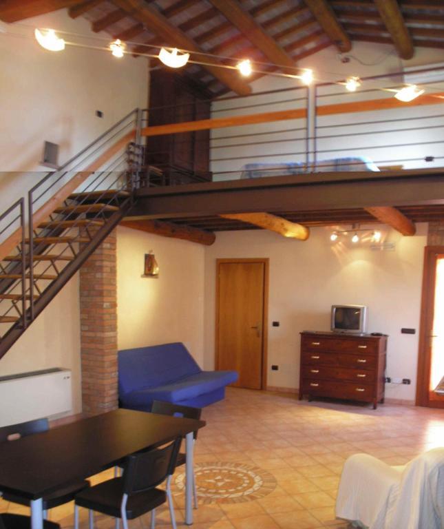Agriturismo Corte Ponte Dei Tedeschi Pensionat Ostiglia Værelse billede