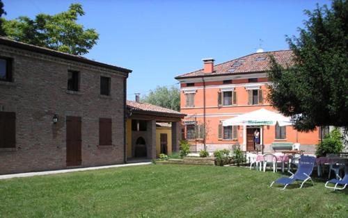 Agriturismo Corte Ponte Dei Tedeschi Pensionat Ostiglia Eksteriør billede